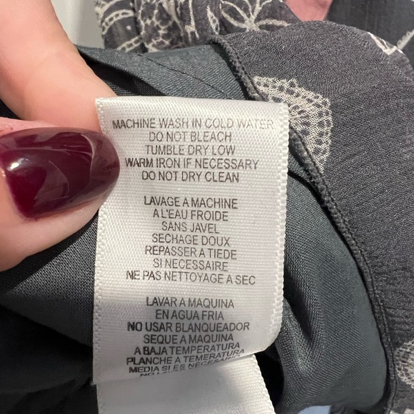 Grey BCBG dress - Picture 7 of 8